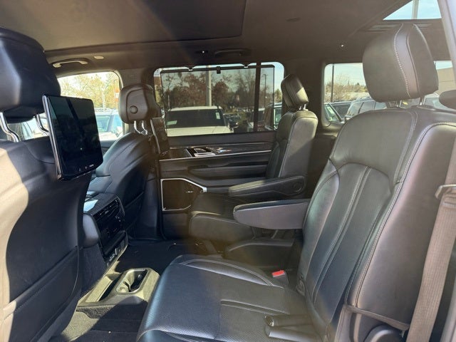 2022 Jeep Wagoneer Series III