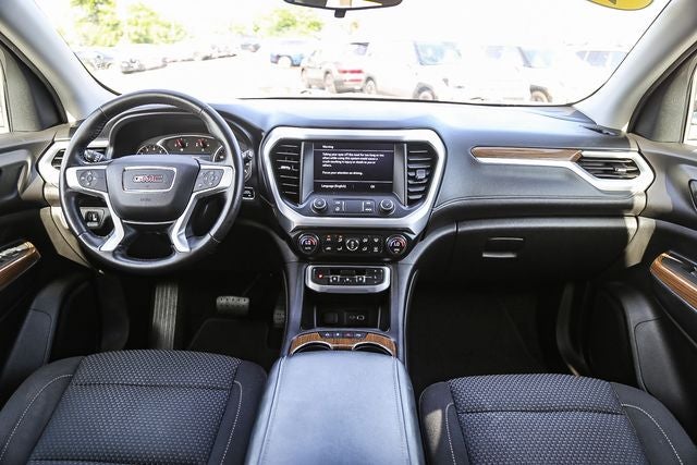 2020 GMC Acadia SLE
