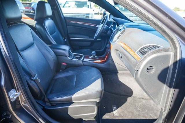 2014 Chrysler 300 Base