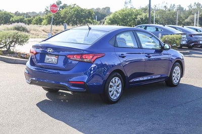 2020 Hyundai Accent SE
