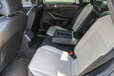 2021 Volkswagen Jetta R-Line