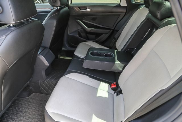 2021 Volkswagen Jetta R-Line
