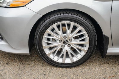 2018 Toyota Camry Hybrid XLE