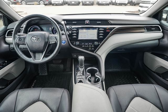 2018 Toyota Camry Hybrid XLE