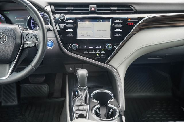 2018 Toyota Camry Hybrid XLE