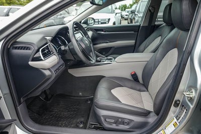 2018 Toyota Camry Hybrid XLE