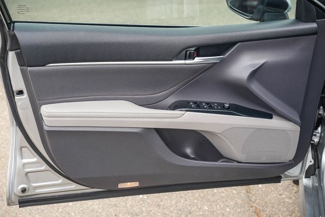 2018 Toyota Camry Hybrid XLE