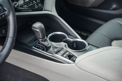 2018 Toyota Camry Hybrid XLE