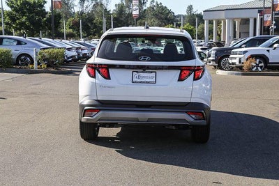 2026 Hyundai Tucson SE FWD