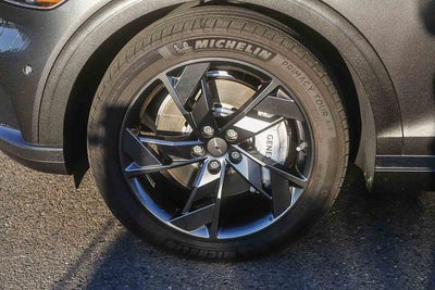 2023 Genesis Electrified GV70 Prestige