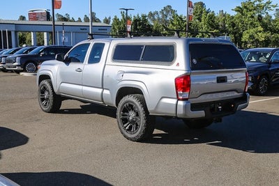 2017 Toyota Tacoma SR