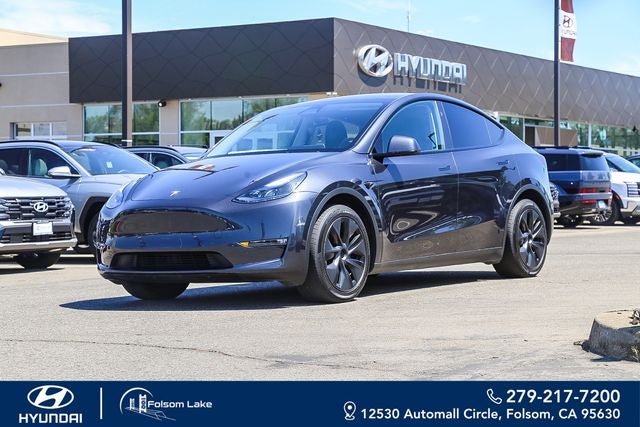 2024 Tesla Model Y Long Range