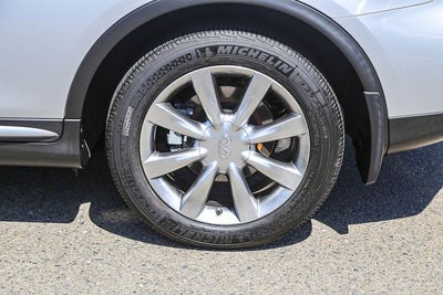 2017 INFINITI QX50 Base