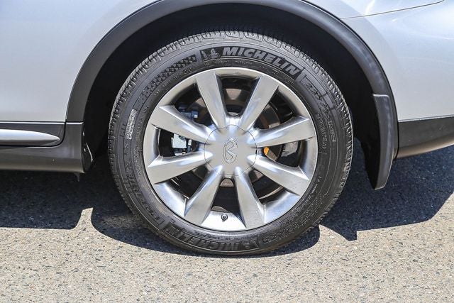 2017 INFINITI QX50 Base