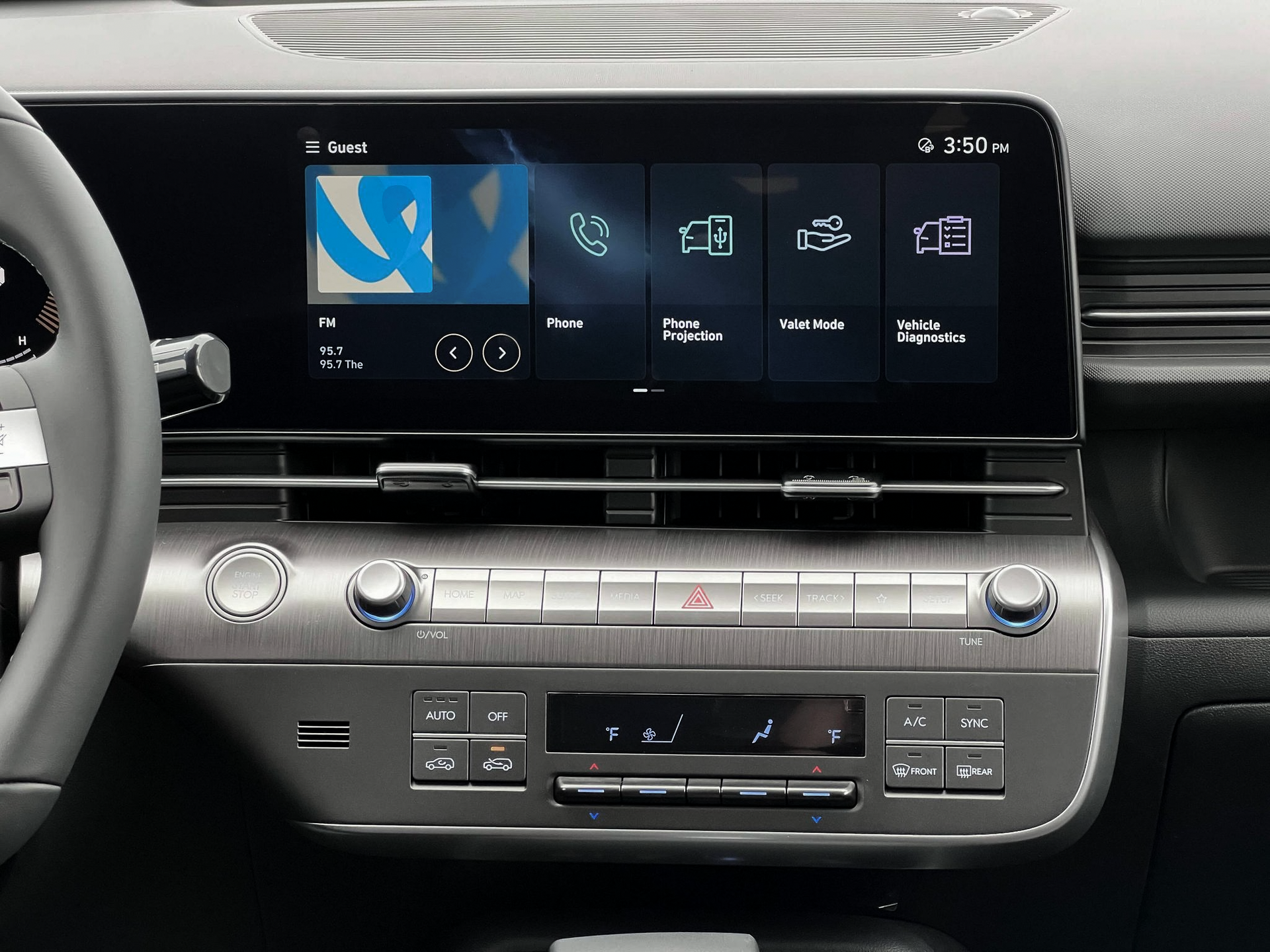 2025 Hyundai Kona SEL FWD