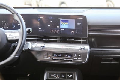 2024 Hyundai Kona Electric SEL