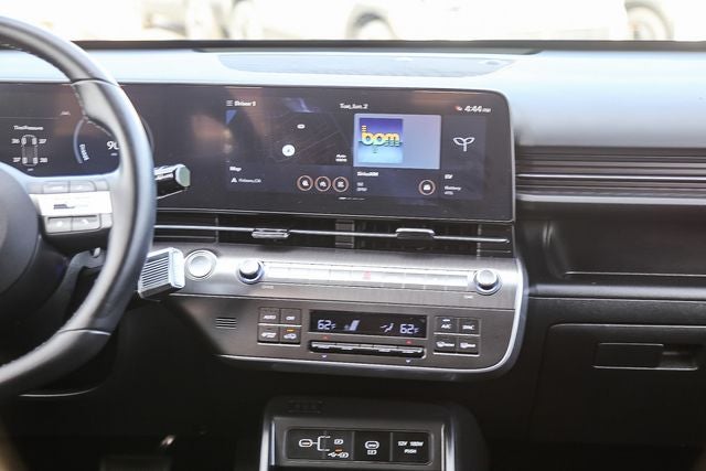 2024 Hyundai Kona Electric SEL