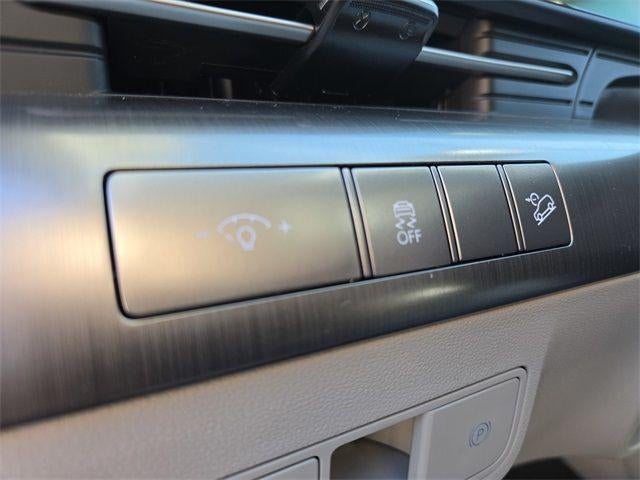 2024 Hyundai Kona SEL FWD