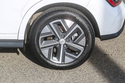 2023 Hyundai Kona Electric SE