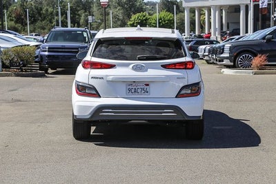 2022 Hyundai Kona Electric SEL