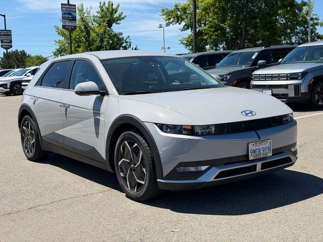 2024 Hyundai IONIQ 5 SEL
