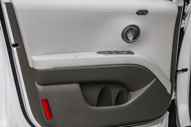 2027 Hyundai Palisade Hybrid SEL Premium 8P