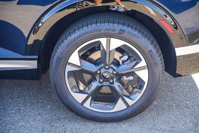 2027 Hyundai Palisade Hybrid Limited 8P
