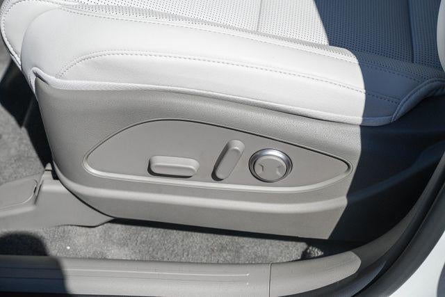 2027 Hyundai Palisade Hybrid SEL 8P