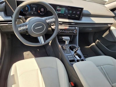 2025 Hyundai Sonata SE