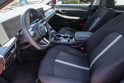 2025 Hyundai Sonata SE
