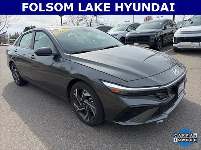 2025 Hyundai Elantra SEL Sport