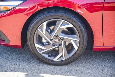 2025 Hyundai Elantra Hybrid SEL Sport