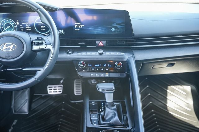 2025 Hyundai Elantra Hybrid SEL Sport
