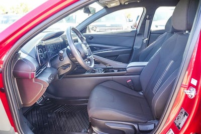 2025 Hyundai Elantra Hybrid SEL Sport