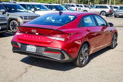 2025 Hyundai Elantra Hybrid SEL Sport