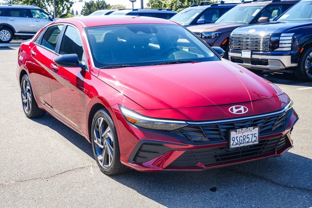 2025 Hyundai Elantra Hybrid SEL Sport