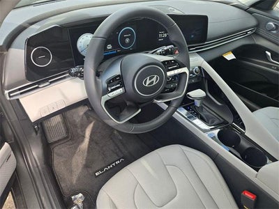 2025 Hyundai Elantra Limited