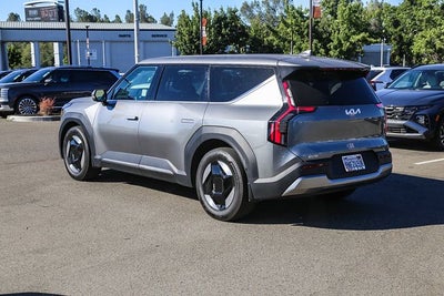 2024 Kia EV9 Light Long Range