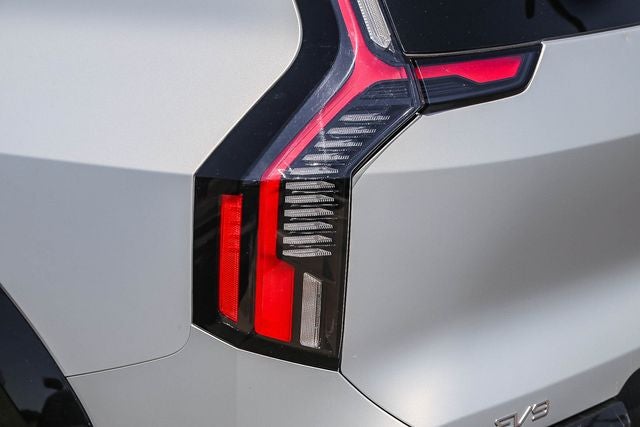 2024 Kia EV9 Land