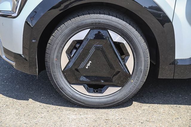 2024 Kia EV9 Land