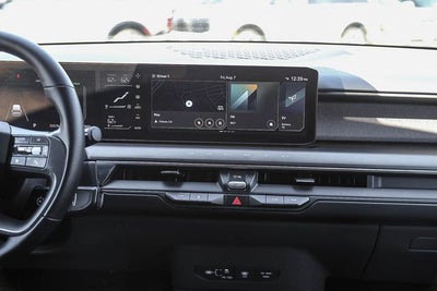 2024 Kia EV9 Land