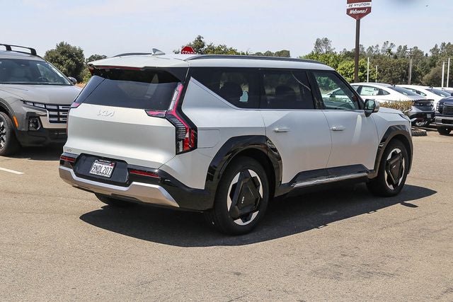 2024 Kia EV9 Land