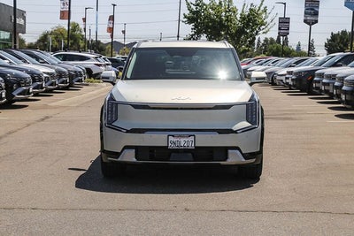 2024 Kia EV9 Land