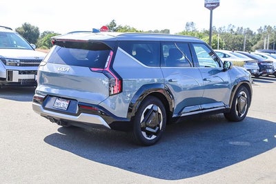 2024 Kia EV9 Land