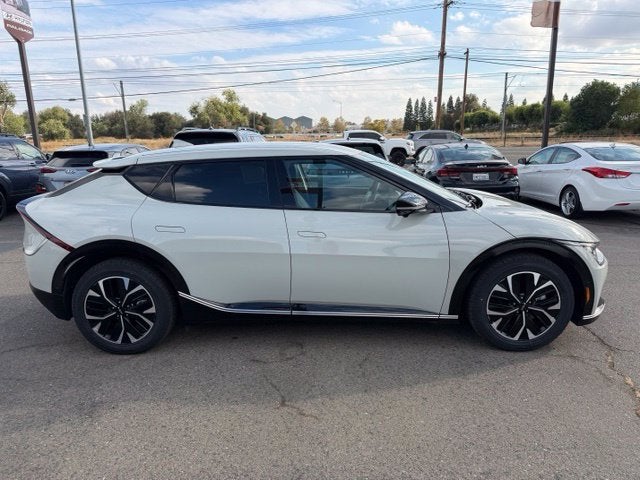 2024 Kia EV6 Wind