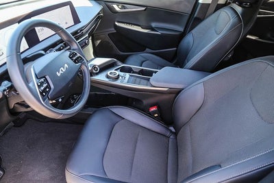 2024 Kia EV6 Light