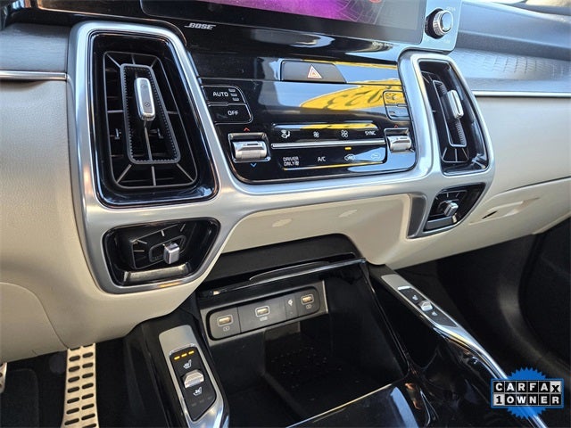 2023 Kia Sorento Plug-In Hybrid SX Prestige