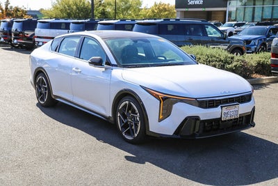 2025 Kia K4 GT-Line