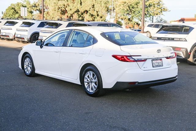 2025 Toyota Camry LE