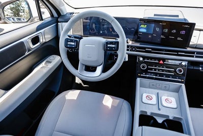 2026 Hyundai Santa Fe SE FWD